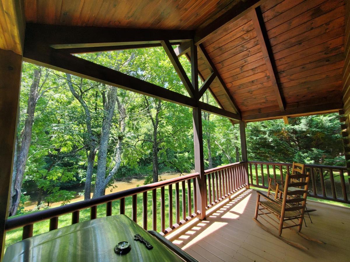 New River Trail Cabins Galax Екстер'єр фото
