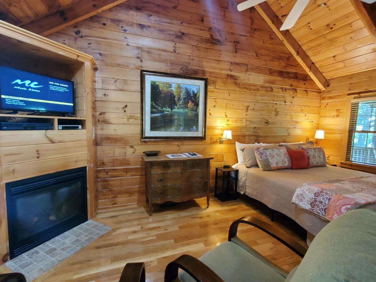 New River Trail Cabins Galax Екстер'єр фото