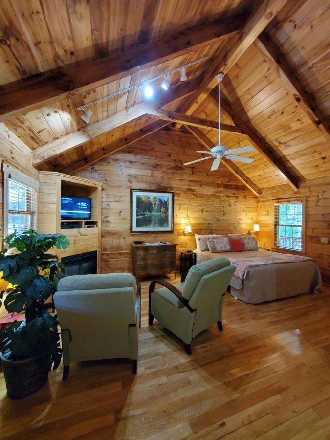 New River Trail Cabins Galax Екстер'єр фото
