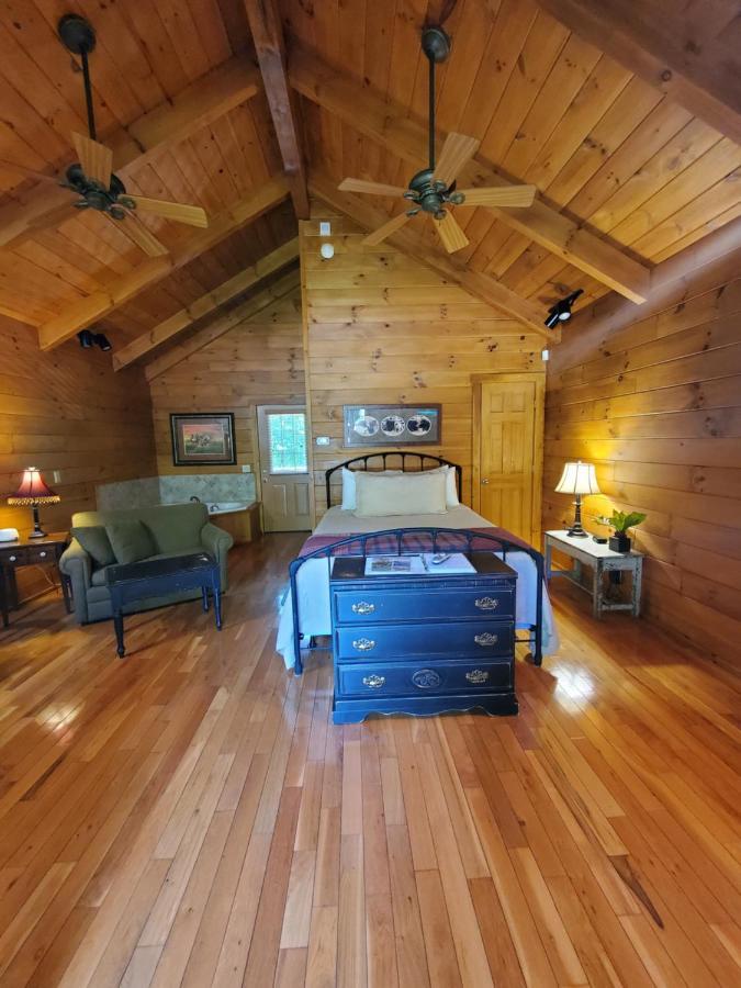 New River Trail Cabins Galax Екстер'єр фото