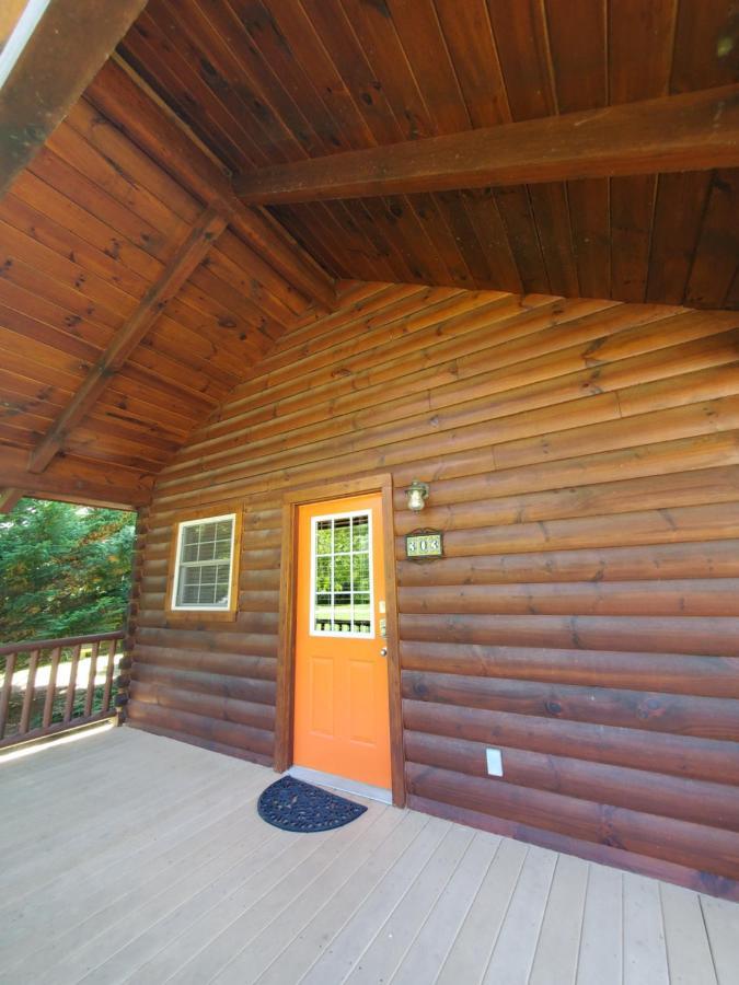 New River Trail Cabins Galax Екстер'єр фото